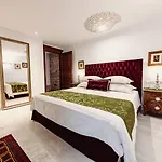 Hotel Nepos