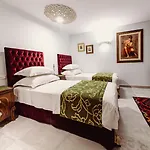 Hotel Nepos 4*