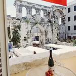Hotel Nepos