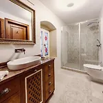 Hotel Nepos